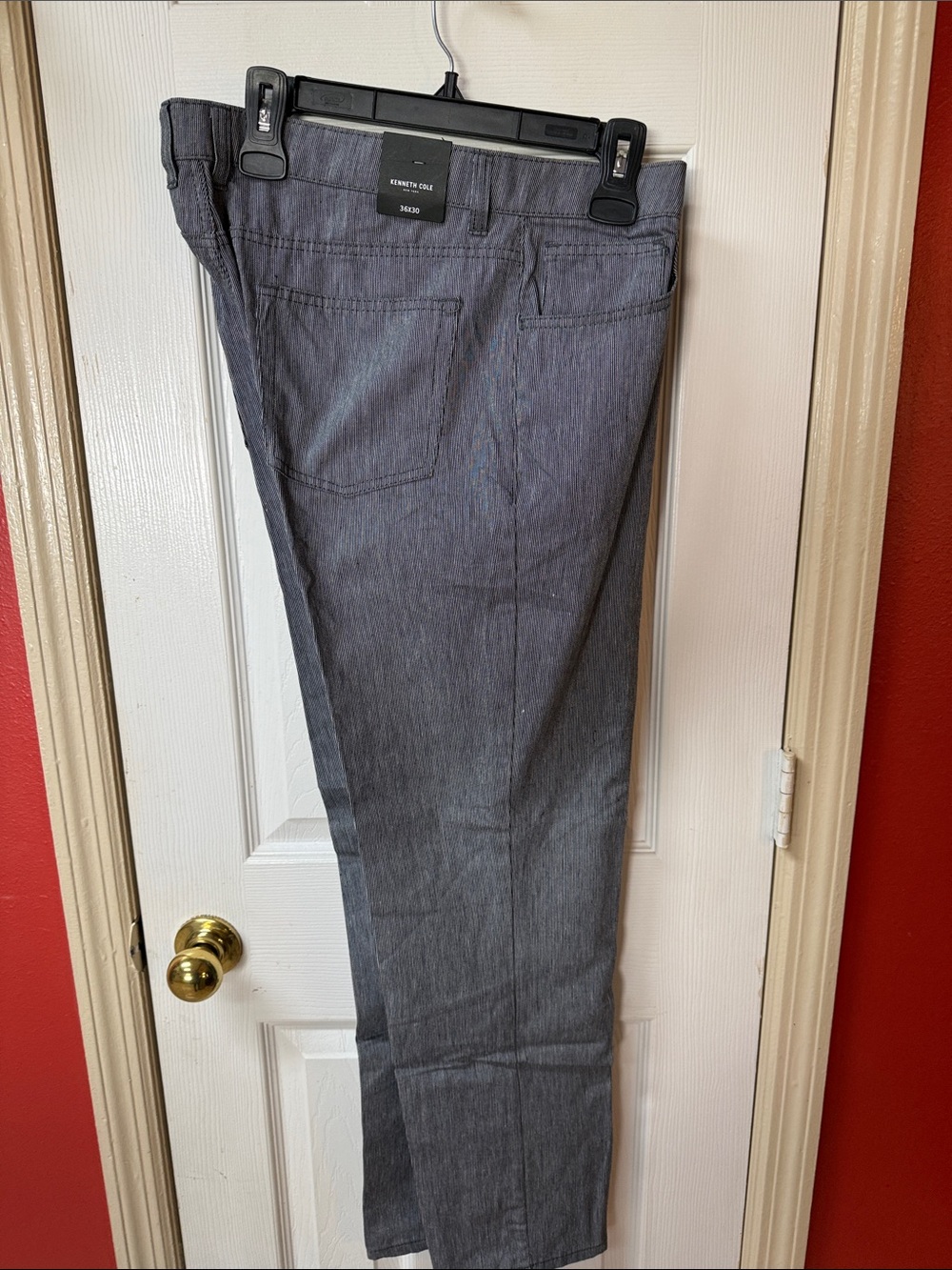 Kenneth Cole Straight Leg Jeans in Charcoal Gray